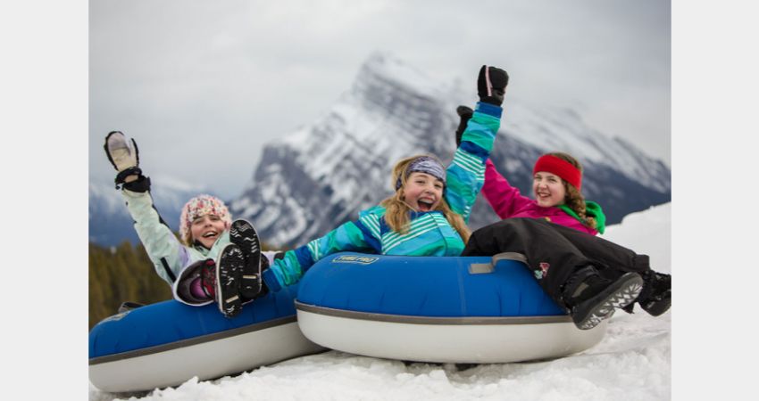 Banff – Norquay Snowtubing and Sightseeing Chairlift