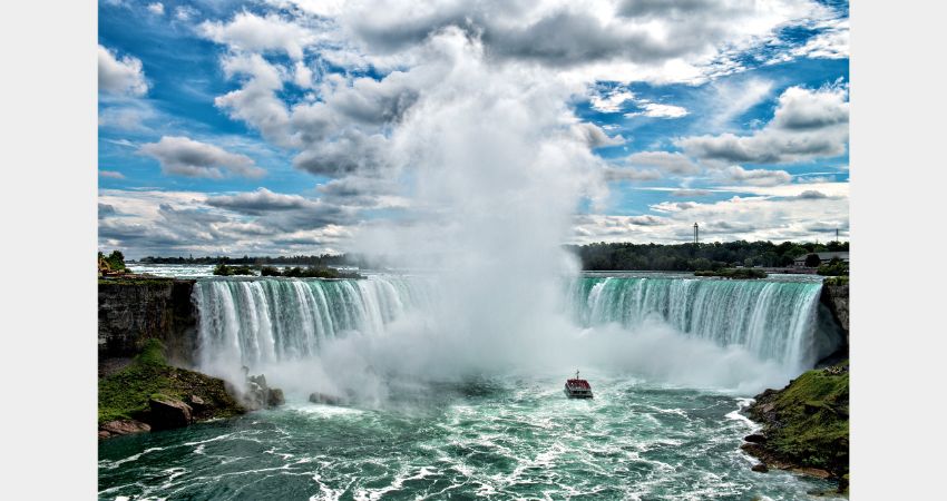 Niagara Falls – Hornblower Cruise – Voyage to the Falls