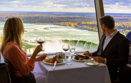 Niagara Falls - Skylon Tower - Ride to the Top with Lunch at the Revolving Room