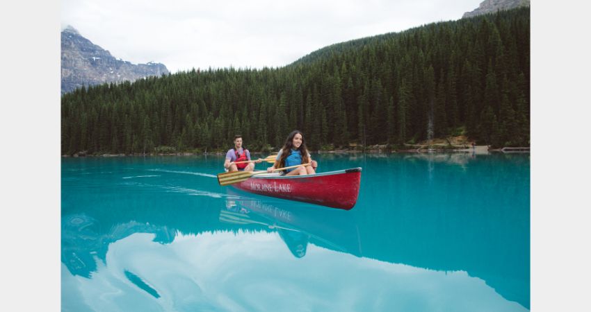 Deluxe Lake Louise & Moraine Lake Tour