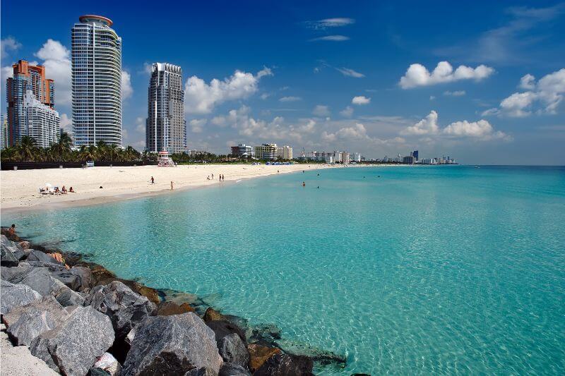 Miami – Beautiful Beaches, Art, Décor & more