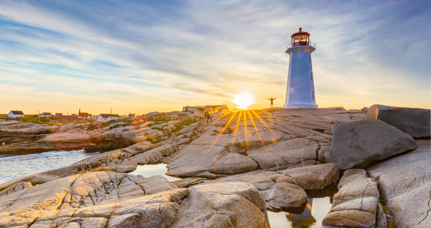 Peggy’s Cove, Mahone Bay & Lunenburg Tour