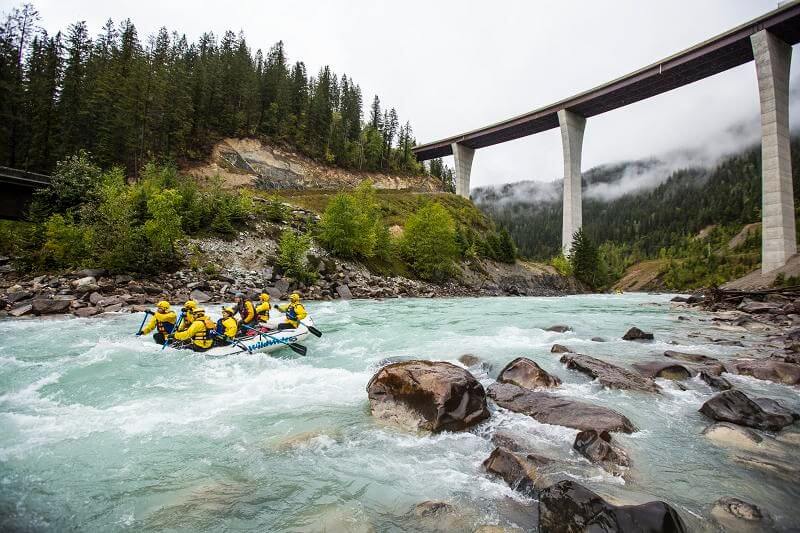 Best of Canadian Rockies & West Coast (Air)