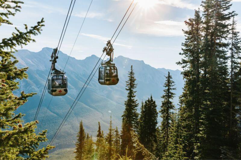 Banff Opulence Awaits: Luxury Tour Experience