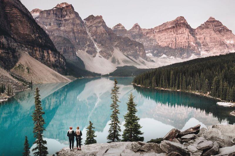 Banff Opulence Awaits: Luxury Tour Experience