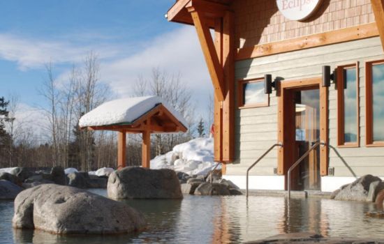 Best Value Aurora + Wildlife Preserve & Hot Springs 