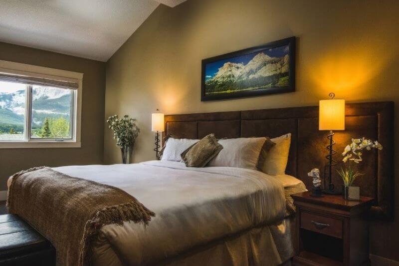 Tee Off Against Stunning Mountain Vistas in Canmore: Play, Relax, and Explore!