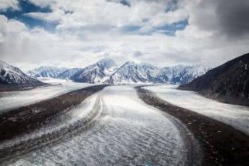 Yukon Wilderness: Snowmobiles & Northern Lights