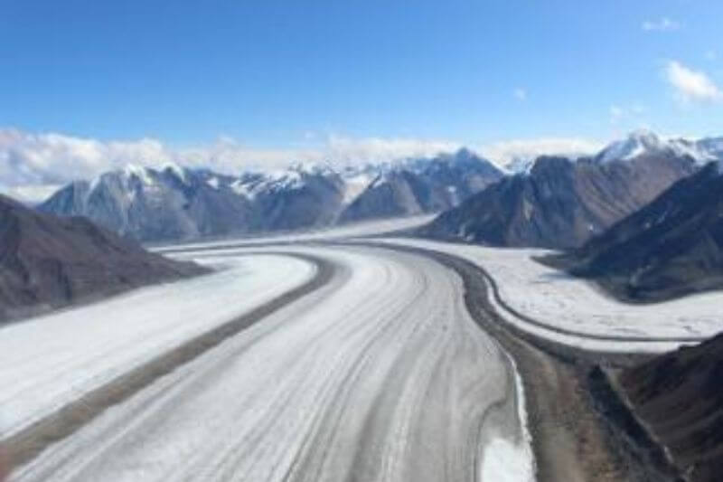 Explore Alaska: Fjords, Peaks, and Wildlife