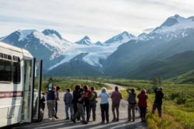 Explore Alaska: Fjords, Peaks, and Wildlife