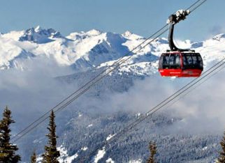 Iconic Canadian Rockies & Coastline Tour