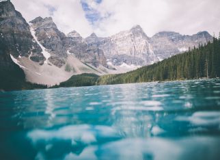 Iconic Canadian Rockies & Coastline Tour