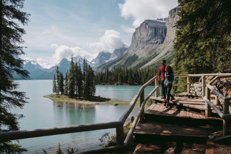 Discover the Rockies in Luxury: Banff to Jasper